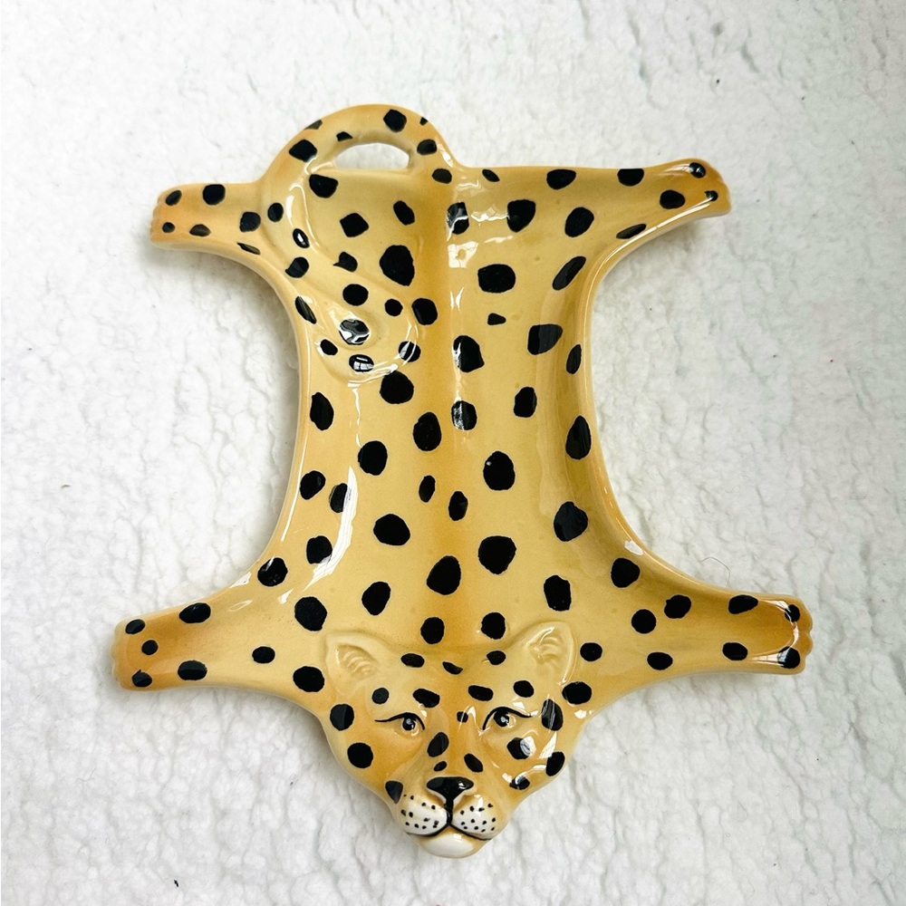 Ceramic Cheetah jewelry/catch all dish